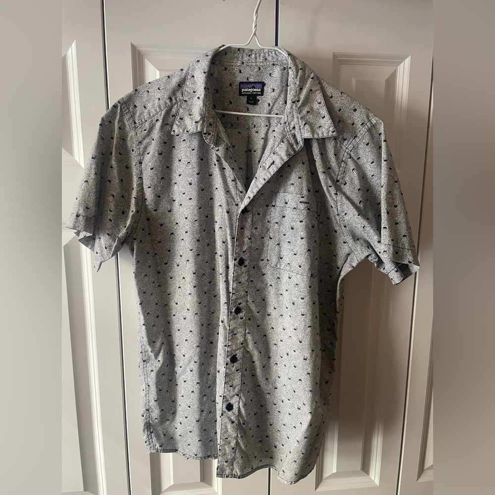 Patagonia Short Sleeve UV Protection White Button Down shirt